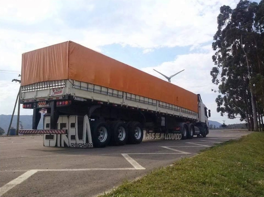 Decotora - тюнинг грузовиков в Японии (20 фото)